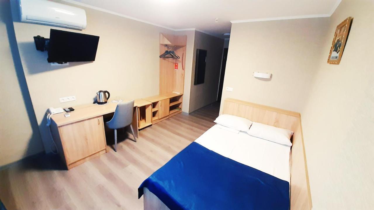 Tourist Hotel Harkov Kültér fotó