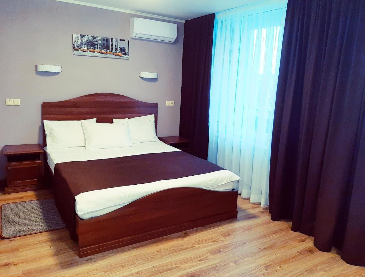 Tourist Hotel Harkov Kültér fotó