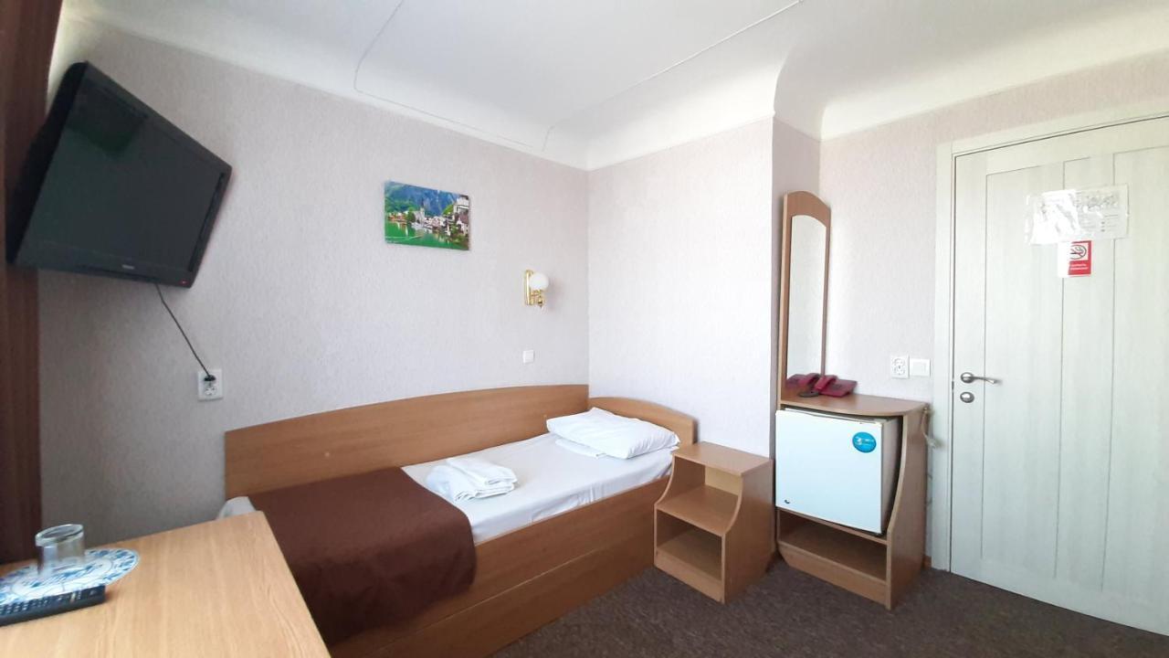Tourist Hotel Harkov Kültér fotó