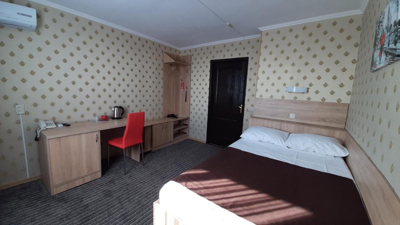 Tourist Hotel Harkov Kültér fotó